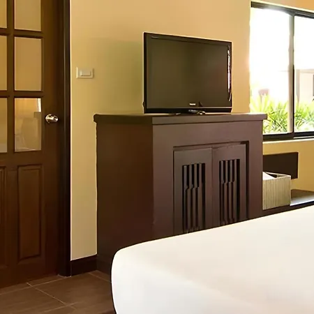 Rose Bay 3*