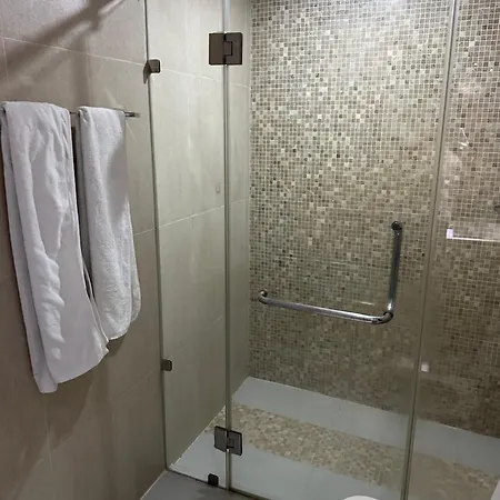 Large In The Heart Of Apartment Pattaya