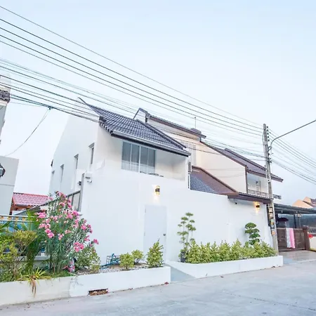 วิลล่า 3 Bedroom Pool Royal Park Village Pattaya