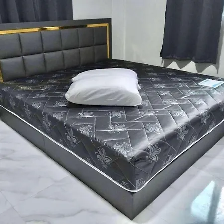 Hostel Stay Inn *