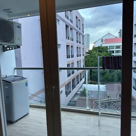 Centara Avenue 2br Smart Tv Wifi Apartment *