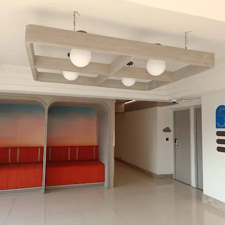 Cloudotel Walking Street โรงแรม 4*