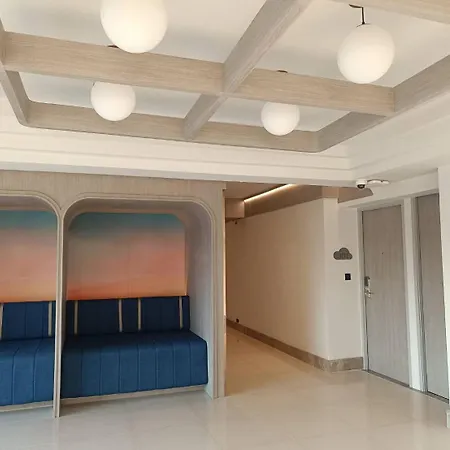 โรงแรม Cloudotel Walking Street 4*