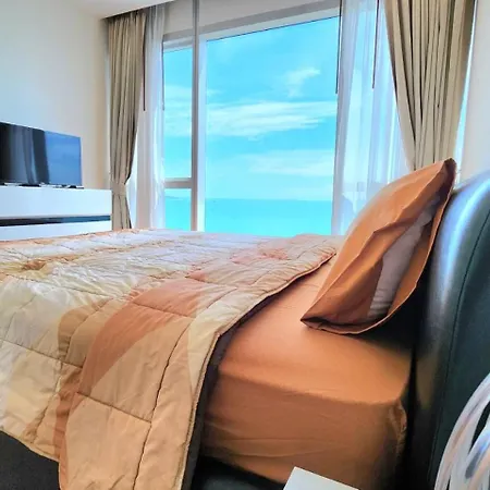 The Palm Wongamat X Monthstayz Thailand Apartment *