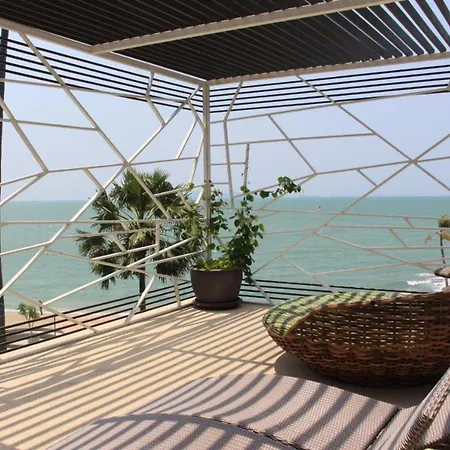 The Palm Wongamat X Monthstayz Thailand * Pattaya