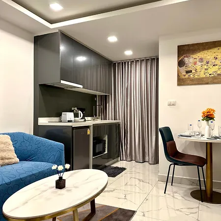 Arcadia Center Near Walking Street And * Pattaya