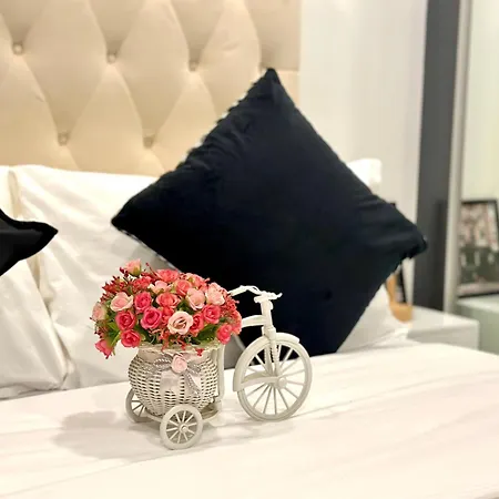 Apartment Arcadia Center Near Walking Street And