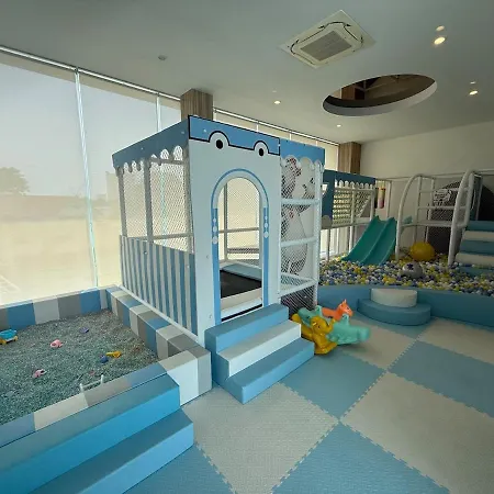 วิลล่า Unique Style 3 Bedroom With Mega Pool Pattaya