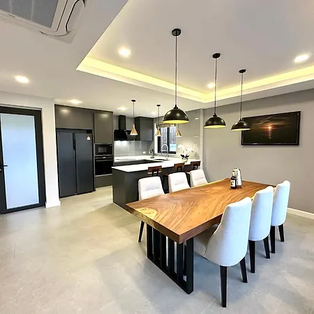 Zensiri Brand New Luxury Pool Villa *