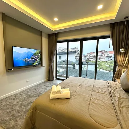 Villa Zensiri Brand New Luxury Pool