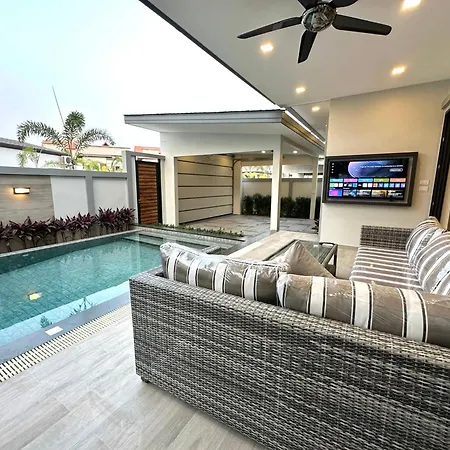 Zensiri Brand New Luxury Pool * Pattaya