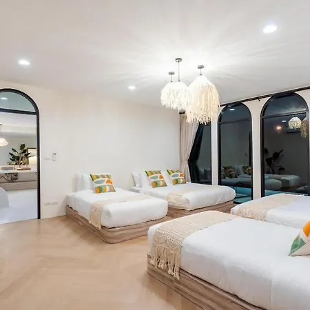 Villa Malaga, Luxe Pool