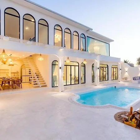 Villa Malaga, Luxe Pool *