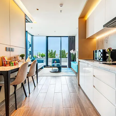 Beverly Mountain Bay, Trademark Collection By Wyndham