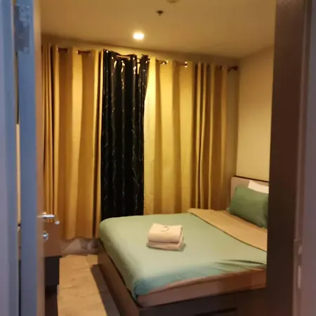 The Base In Downtown * Pattaya