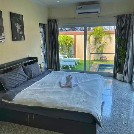 2 Bedroom With Private Swimming Pool And Jacuzzi 350m From วันหยุดที่บ้าน *