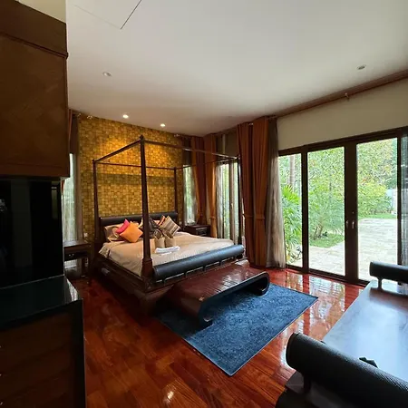 วิลล่า Luxury Luxury Seven Stars Pattaya