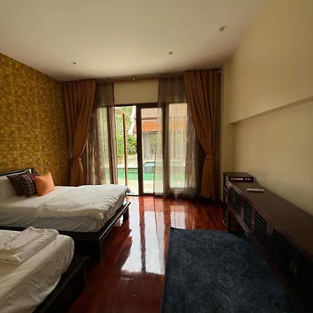Luxury Luxury Seven Stars วิลล่า Pattaya