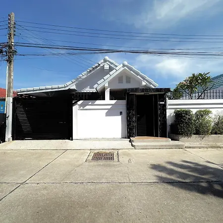 Tagvilla Suksabai In - 04 Bedroom * Pattaya