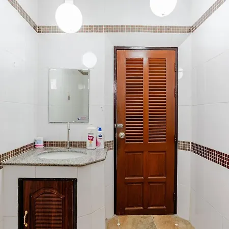 Long Warmth Pool Villa