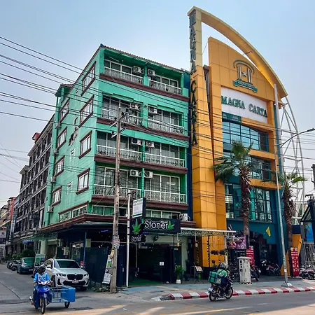 Green Hotel Hotel