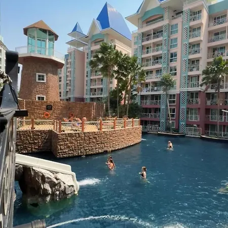 Grande Caribbean One-bedroom Near Walking Street And Jomtien Apartment