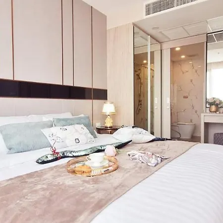 Apartment Panora 2-bedroom With Sea View