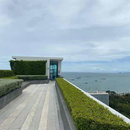The Base In Apartment Pattaya