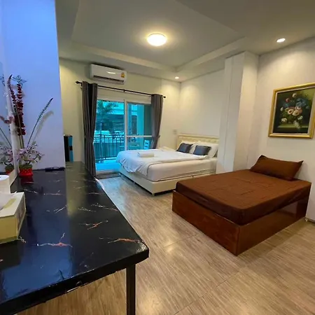 Oyo 75486 Anna บ้านพัก