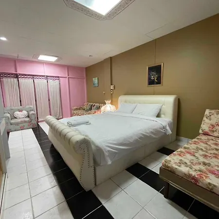 บ้านพัก Oyo 75486 Anna