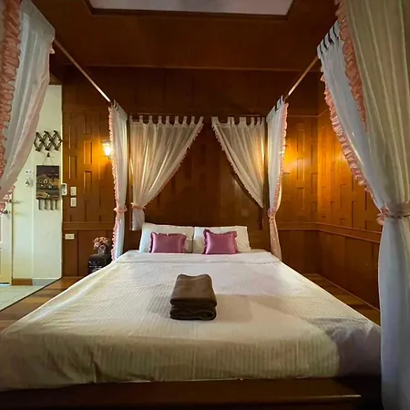 Oyo 75486 Anna บ้านพัก