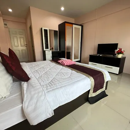 Oyo 75414 Kjs โรงแรม Pattaya