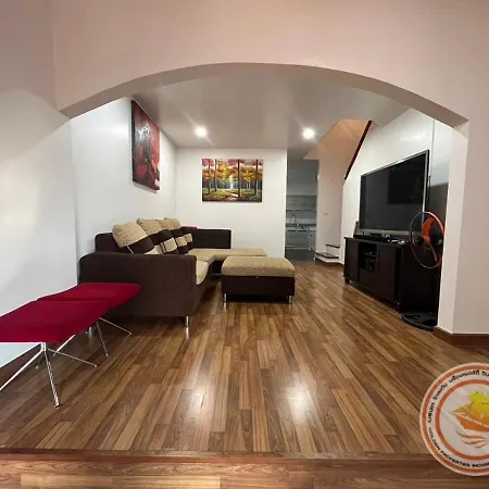 2bedroom Town House In The Heart Of Holiday home *