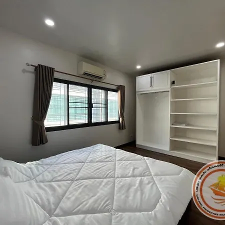 Holiday home 2bedroom Town House In The Heart Of