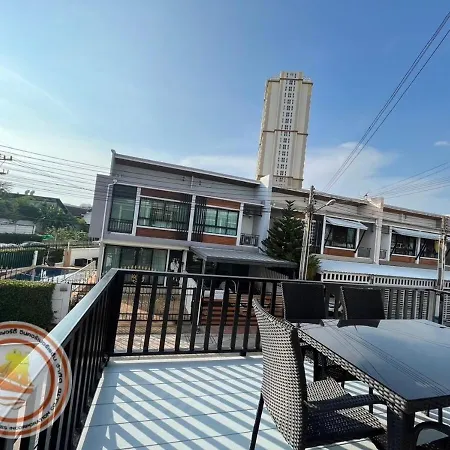 Holiday home 2bedroom Town House In The Heart Of Pattaya