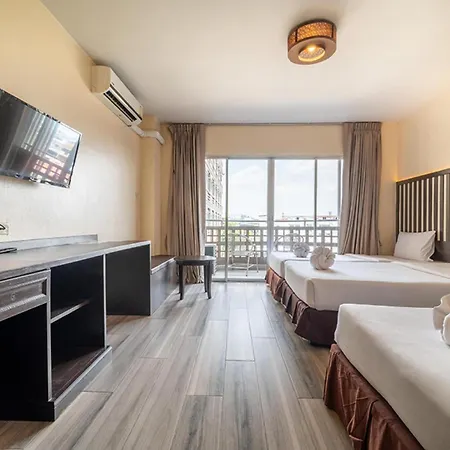 โรงแรม Sunday Ja