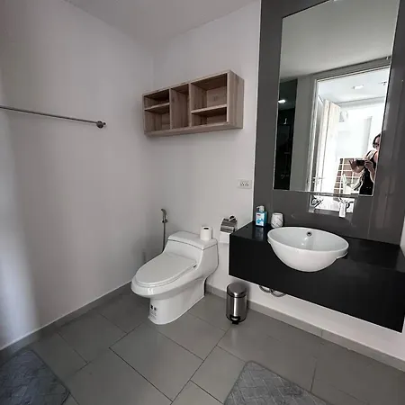 Apartment Zire Wongamat Pattaya