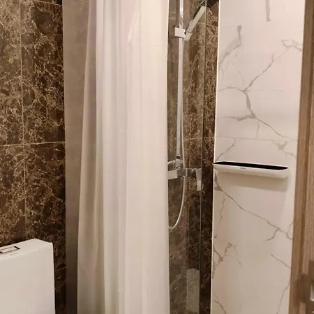 Apartment Pool Access Near And Town Pattaya