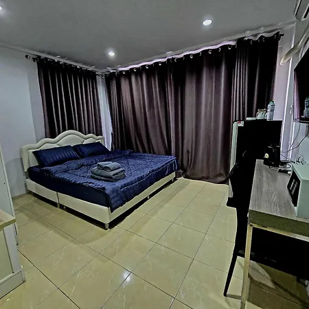Huskies And Company 3* Pattaya