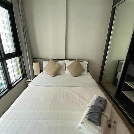 Apartment The Base In Pattaya