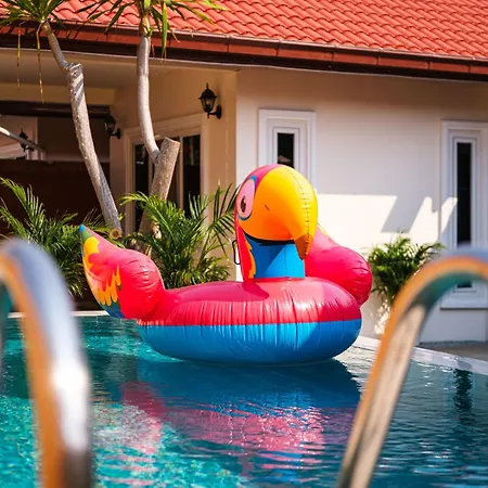 Villa Royal Massarossa Pool Pattaya-23
