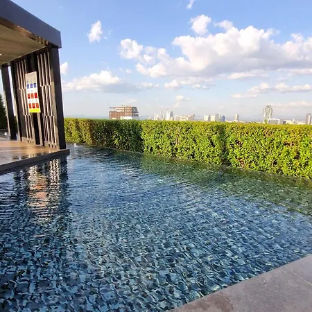 The Base อพาร์ทเม้น Pattaya