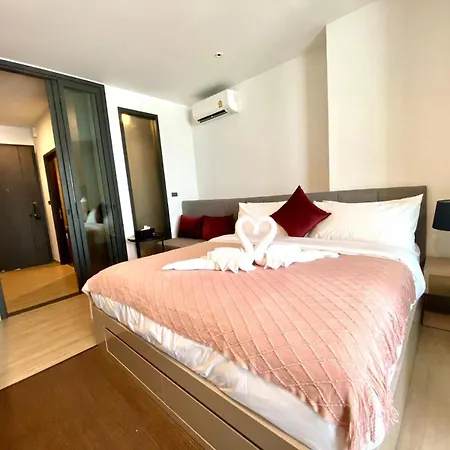 อพาร์ตโฮเทล Edge Sky Pattaya