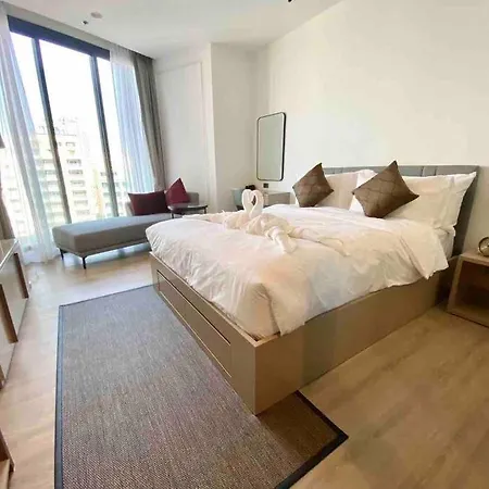 Edge Sky อพาร์ตโฮเทล Pattaya