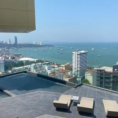 Edge Sky 4*