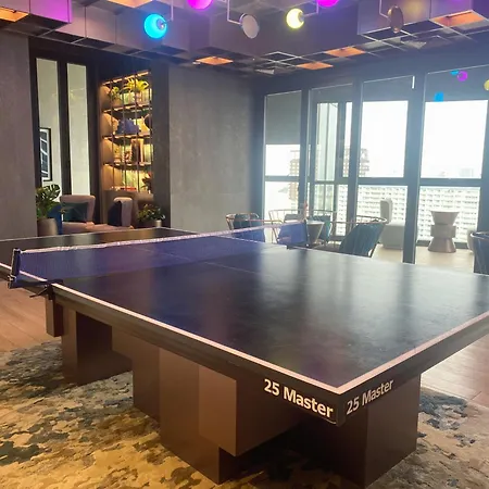 Edge Sky อพาร์ตโฮเทล Pattaya