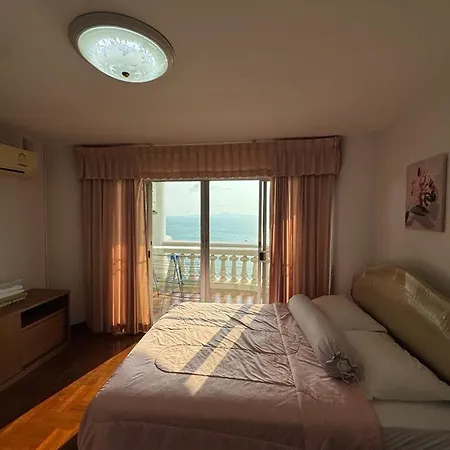 Sky Sea View *