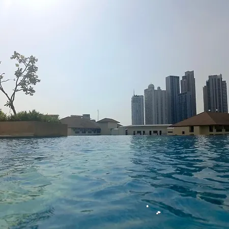 Lpn Premium อพาร์ทเม้น Pattaya