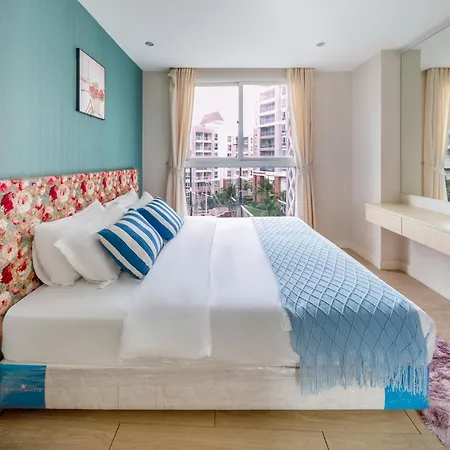 Grande Caribbean One-bedroom Near Walking Street And Jomtien *
