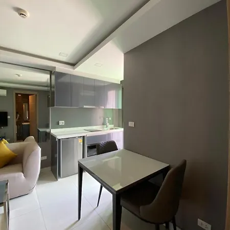 Apartment Comfort In The Water Park Pattaya